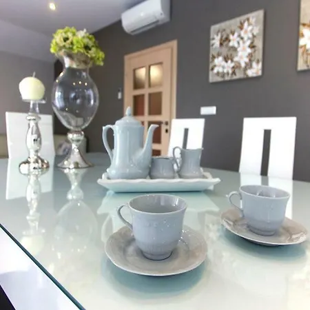 Turta Apartment *